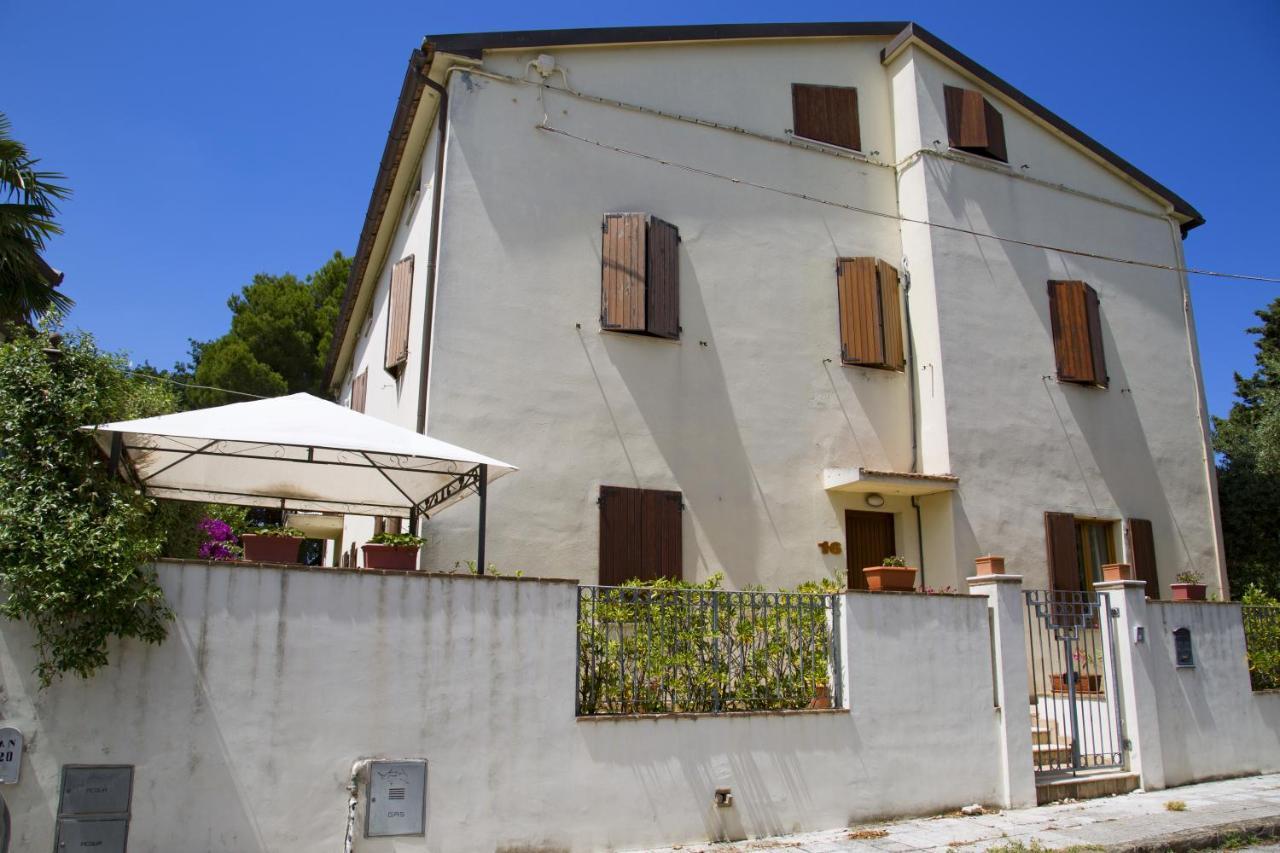 Apartamento Brezza Del Conero Ancona Exterior foto